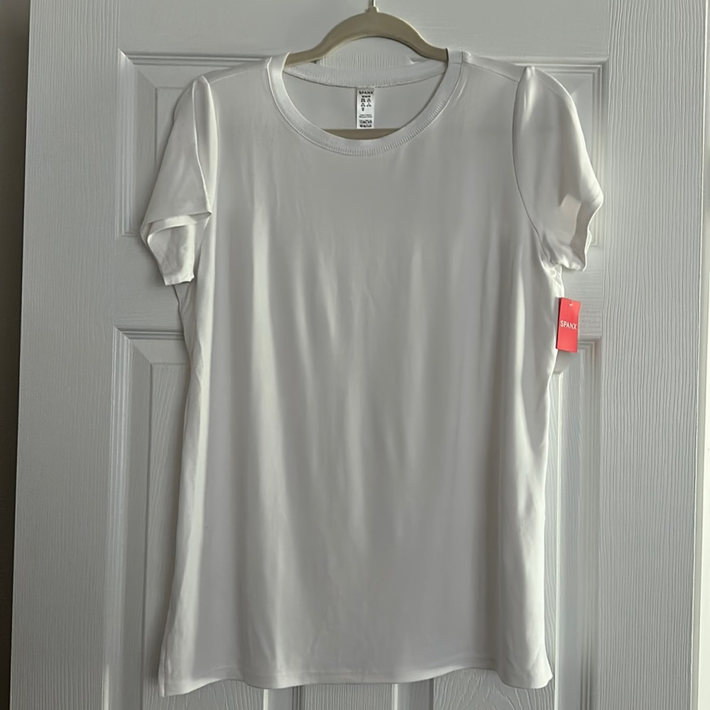 NWT Spanx white short sleeve shirt. Size medium